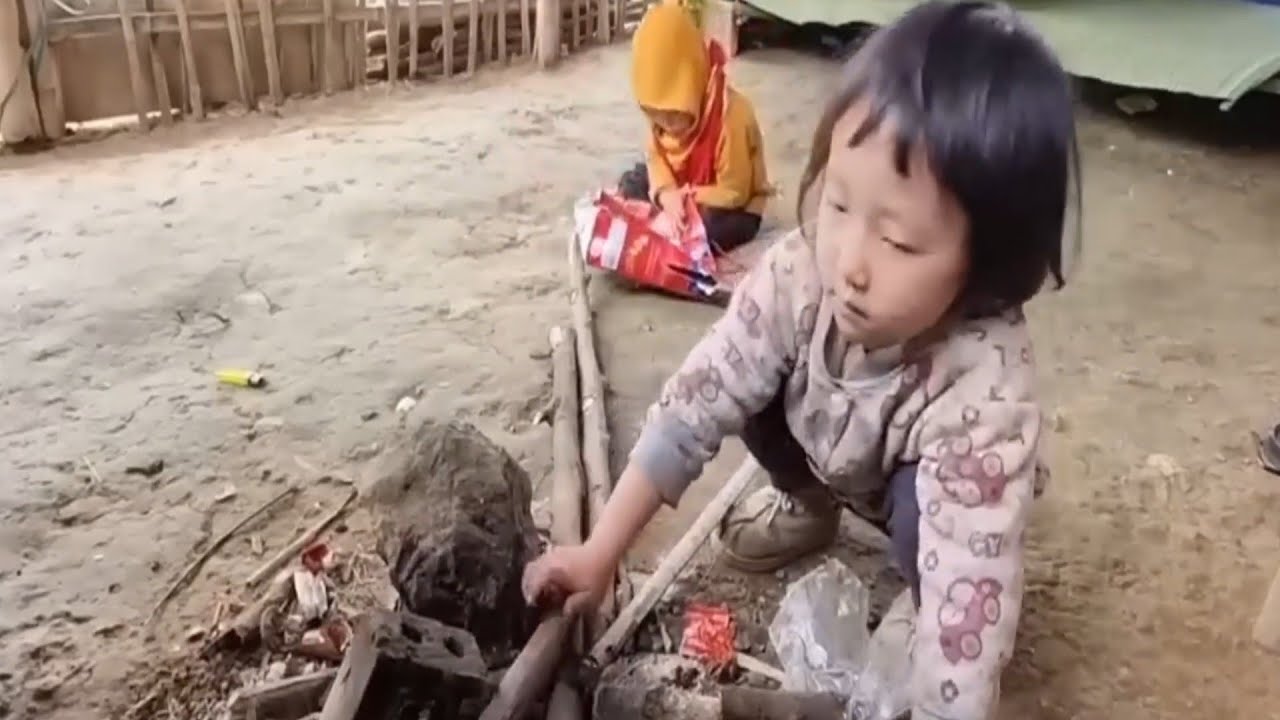 The Girl Woke Up and Found the Baby Missing | Baby Taken by a Man into the Forest