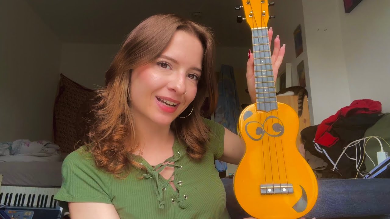 how to play UKULELE with LONG NAILS!!! 