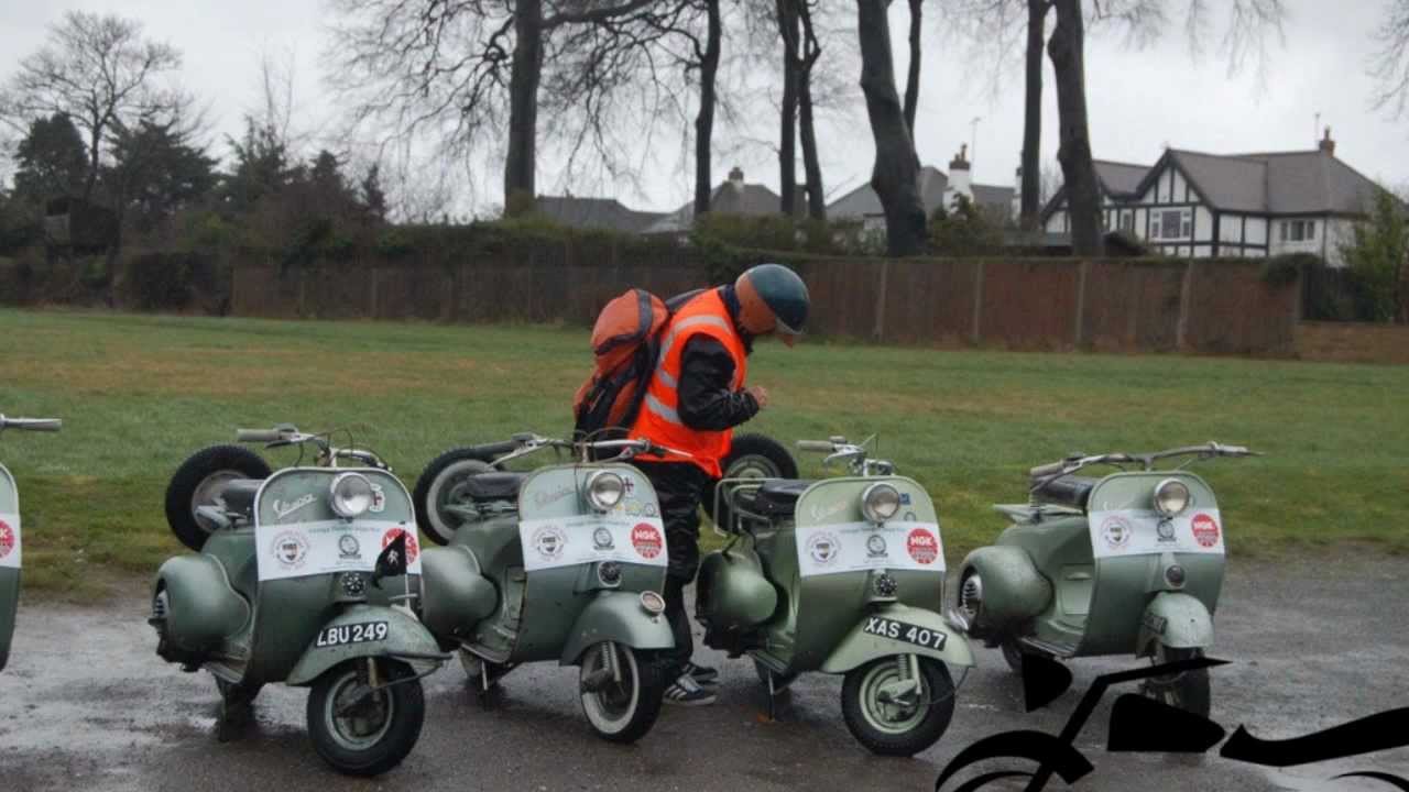 vintage vespa run 2013
