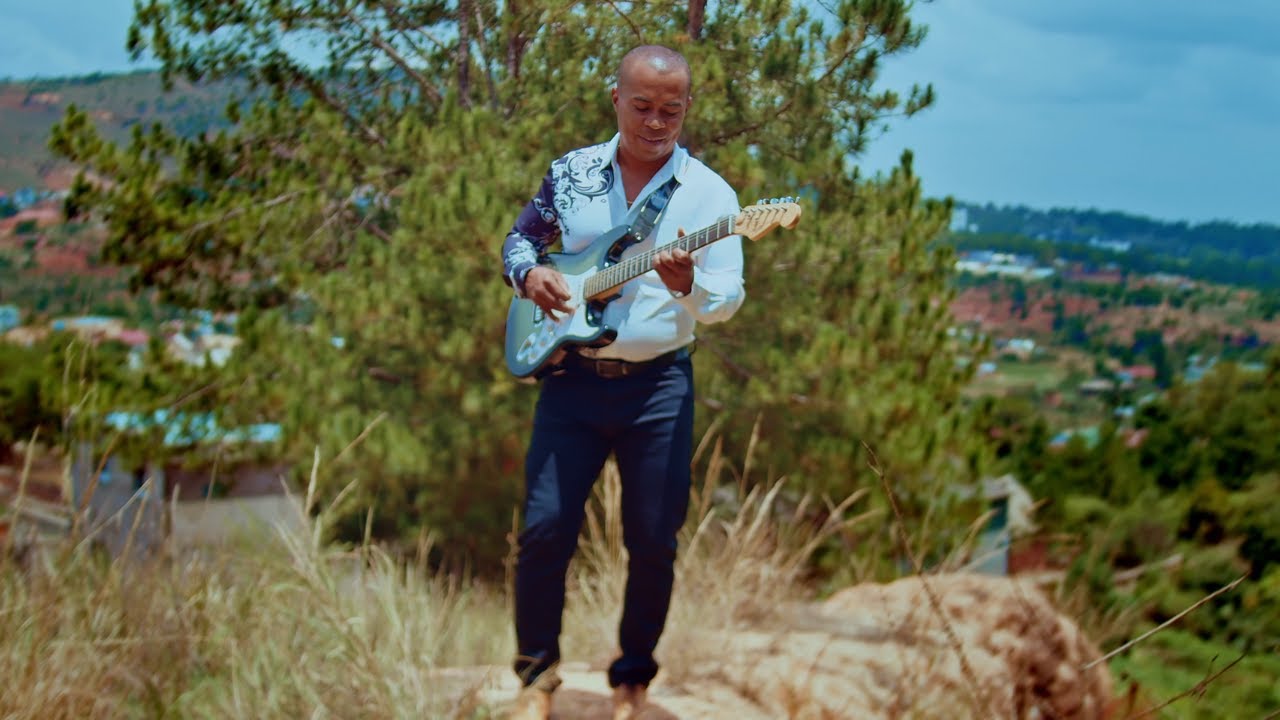 MANALY - VINANTO MATANJAKY (Official Video 2024)