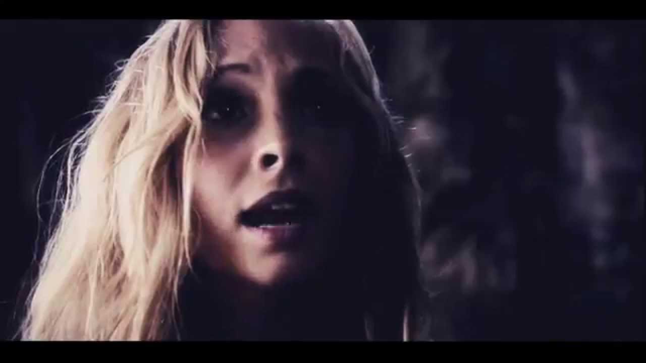 Caroline & Stiles 