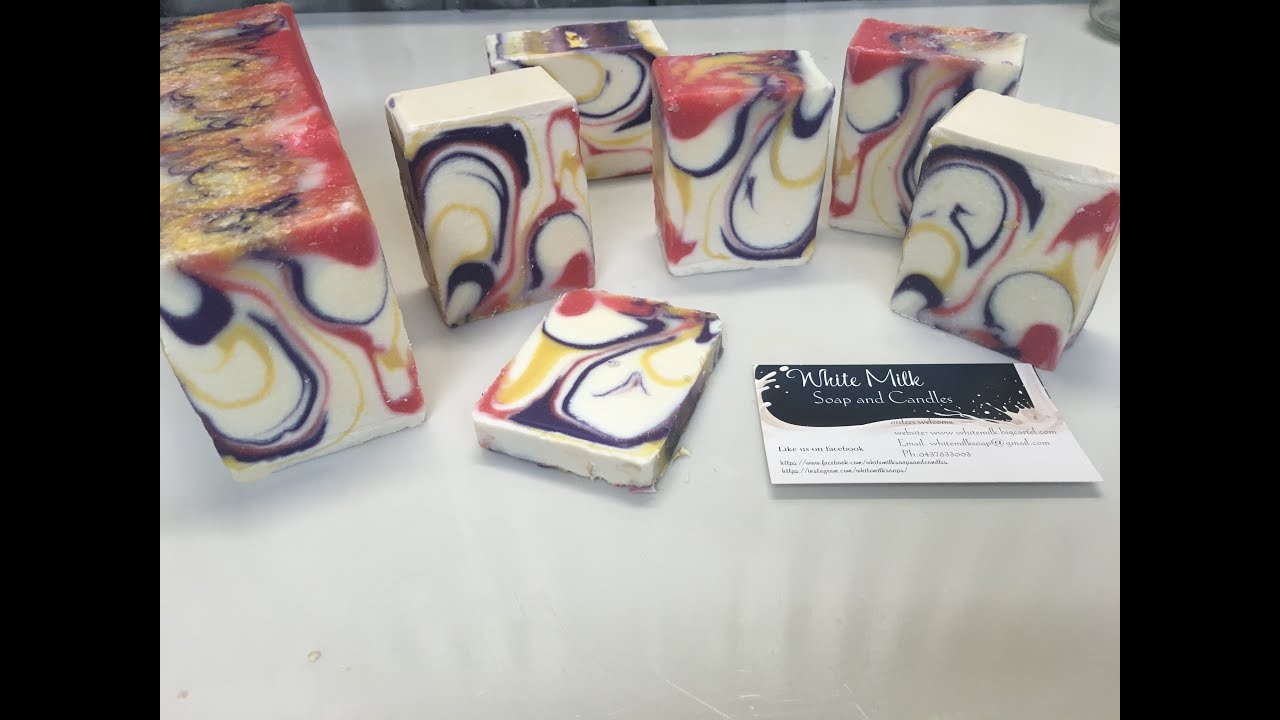 Peppermint and Lemon EO, wall pour cold process soap