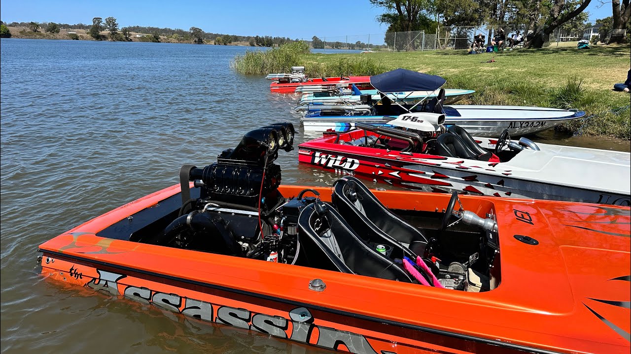 Old School Aussie Boats Cruising - Grafton Social Weekend