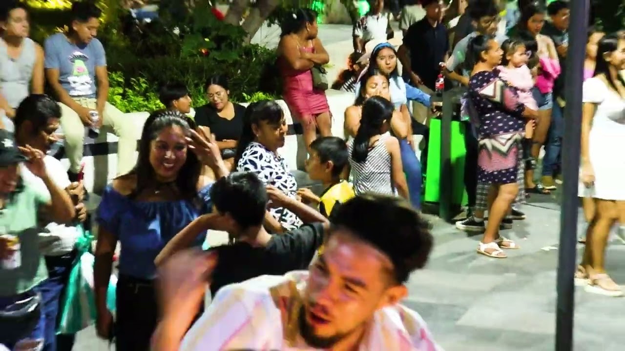 EL SINALOENSE - Banda Lunera - Zocalo De Tlapa de Comonfort
