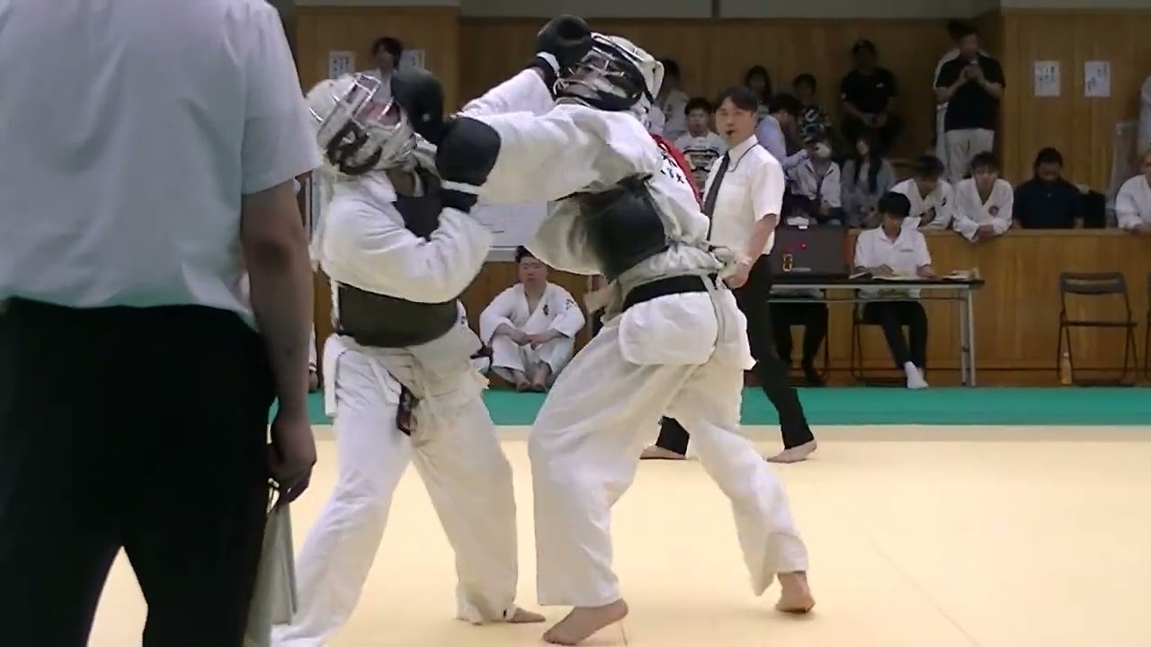 2025日本拳法西日本学生拳法個人選手権大会 男子3段以上の部 Bコート3回戦第10試合 東屋 良介（大阪商業大学）VS  米 悠太（龍谷大学） @nipponkenpo
