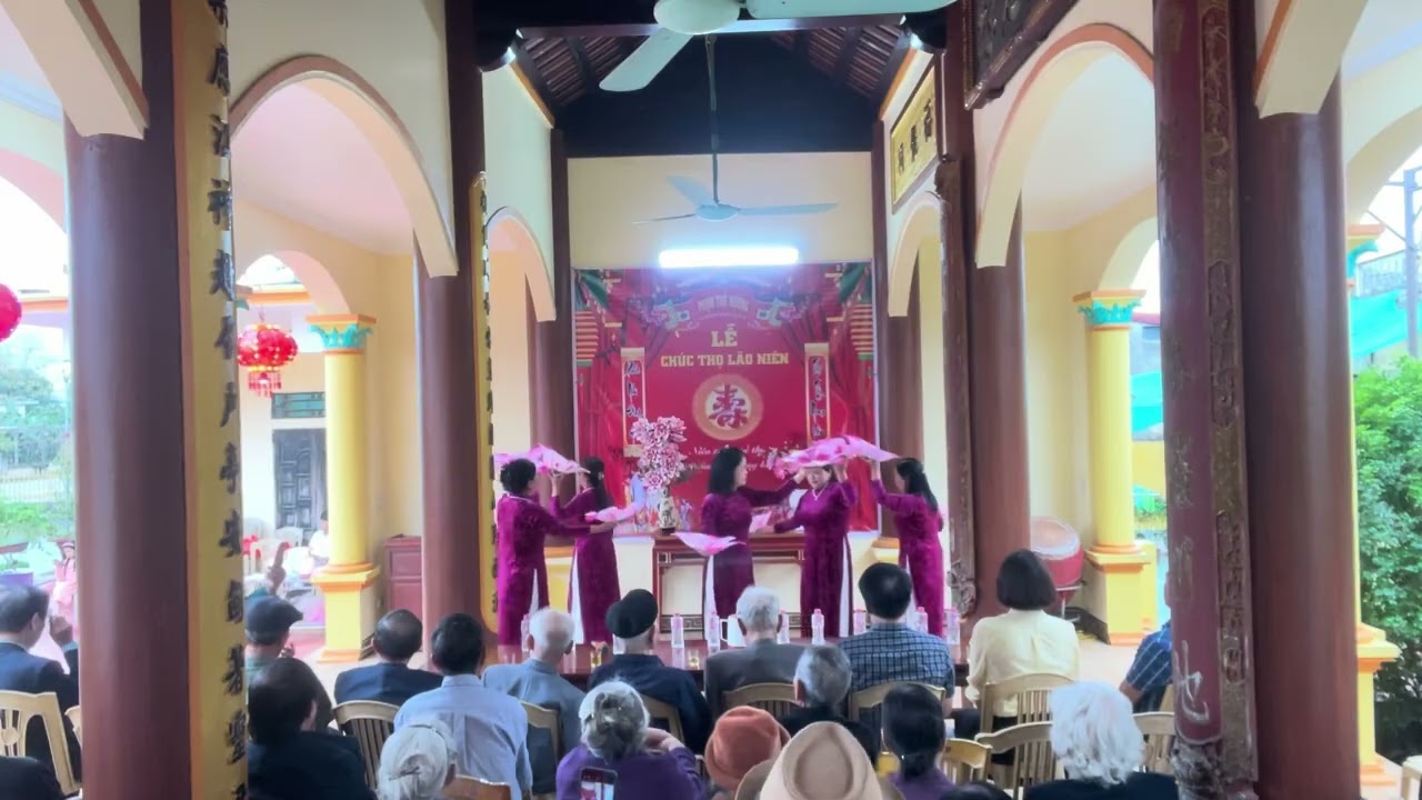 Múa : Chúc thọ đầu xuân