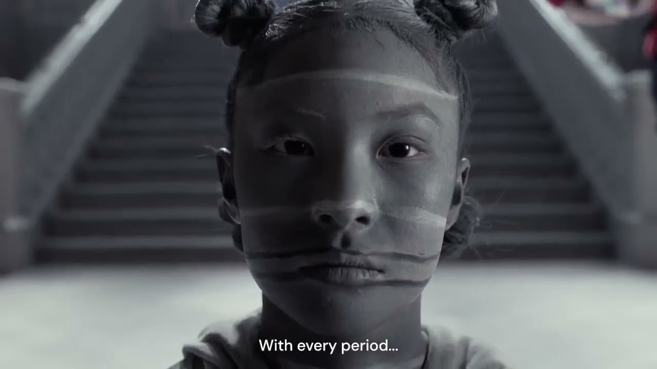 ‘Anything but normal’ de VML Health para Bayer