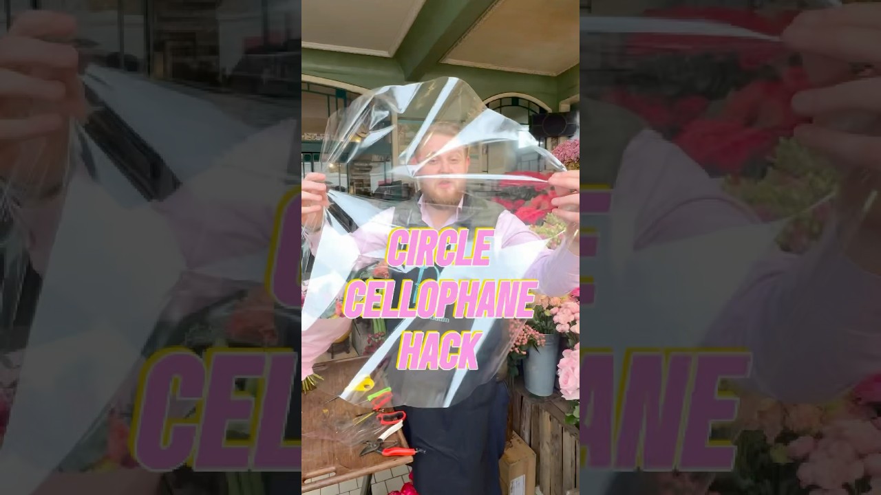 Circle Cellophane Hack ⭕️ 💐💦 #flowers #florist #florists #lifehacks #floristsandflowers #tips
