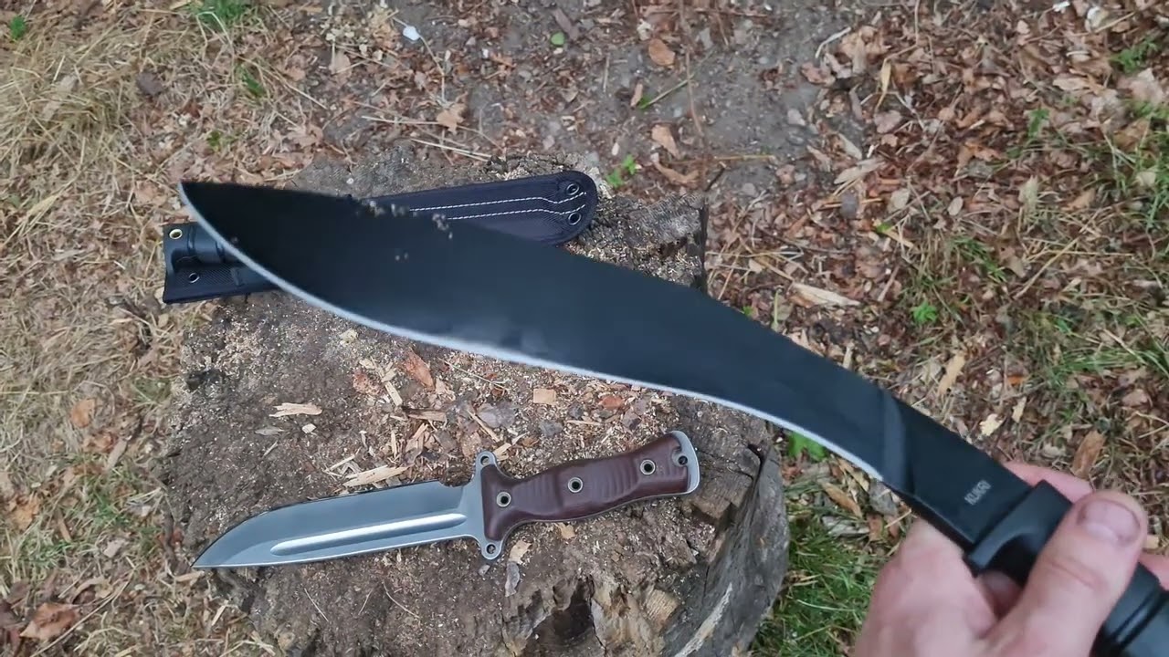 Ontario Kukri - outdoor 3