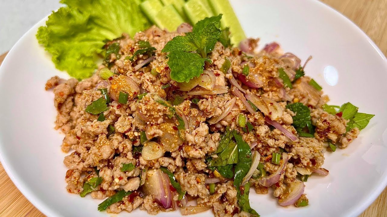 EASY Thai Spicy Minced Pork Salad (Larb Moo) Recipe I ลาบหมู