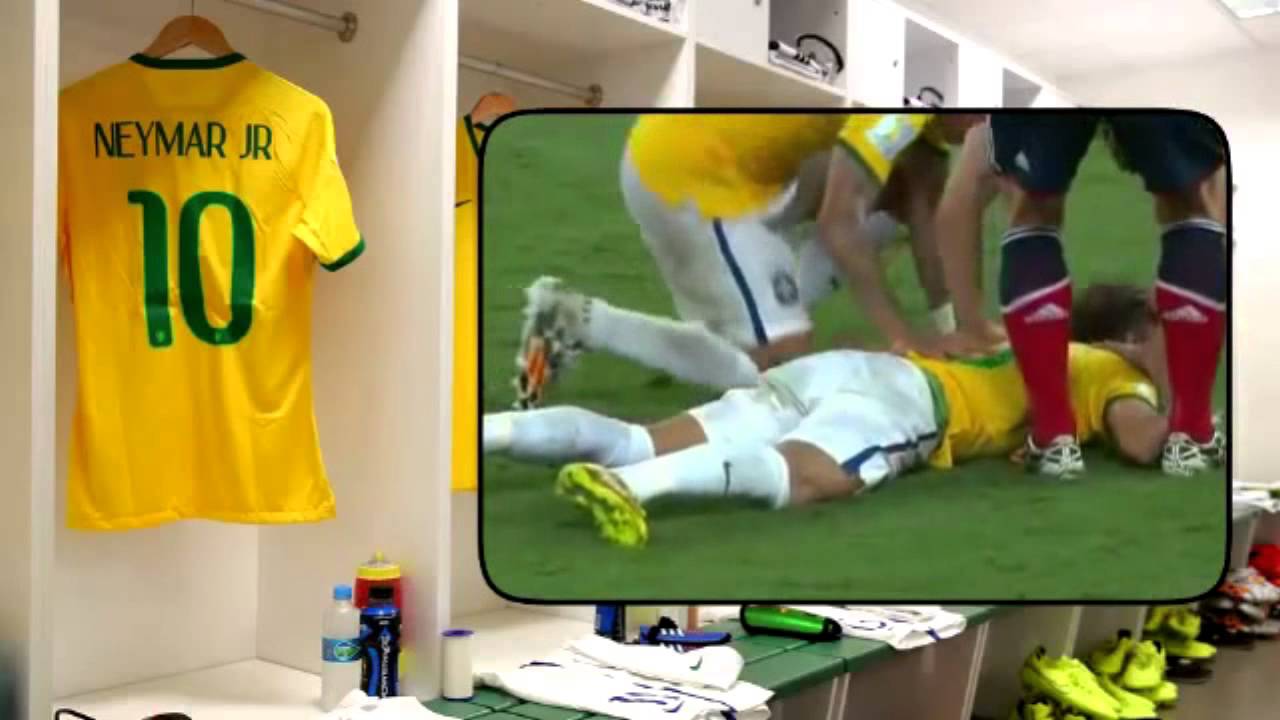 Neymar leva joelhada e não joga mais na copa :(