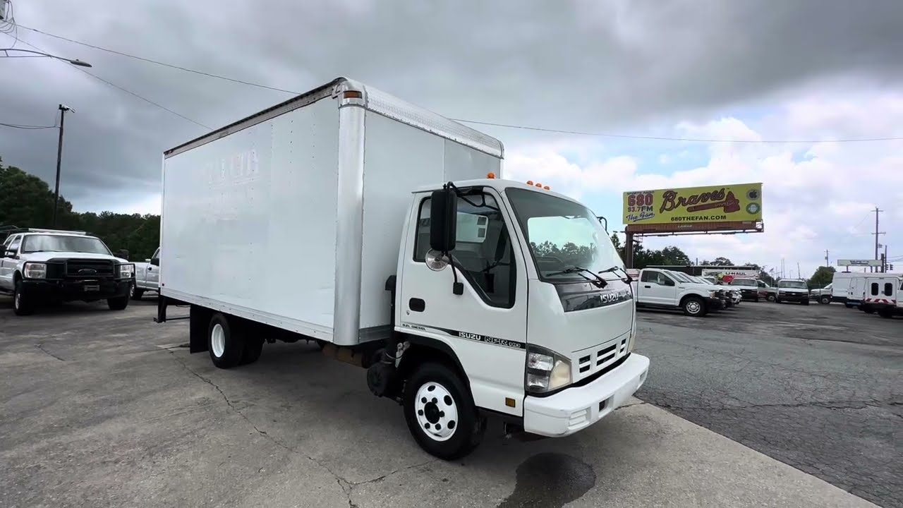 2007 Isuzu NPR HD Box Truck Diesel T9356