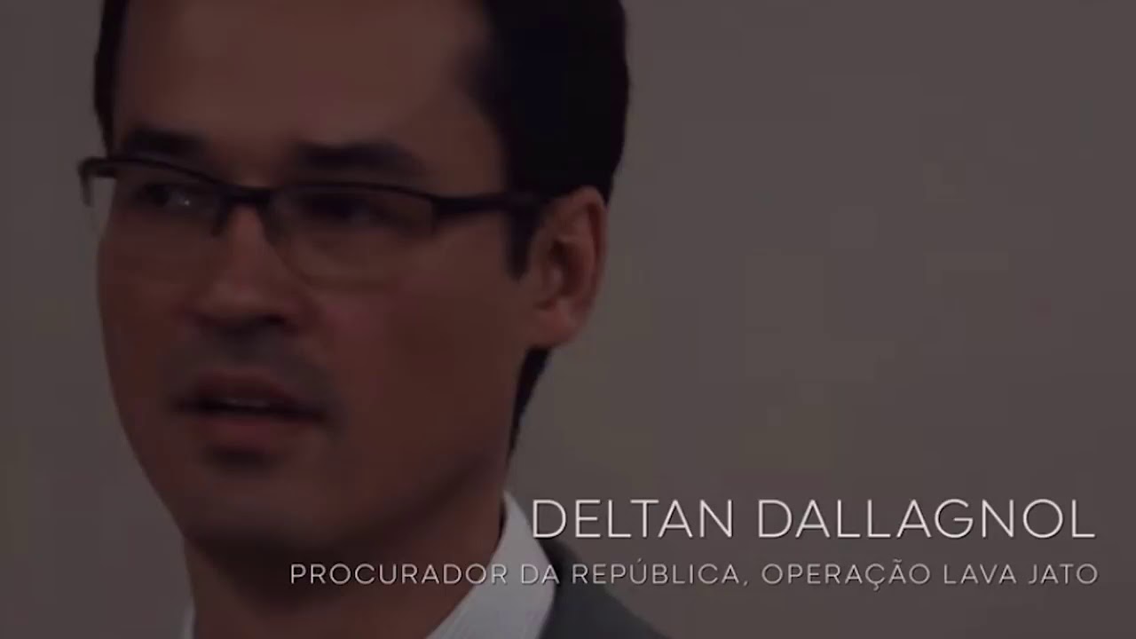 Document&aacute;rio complica Moro no STF