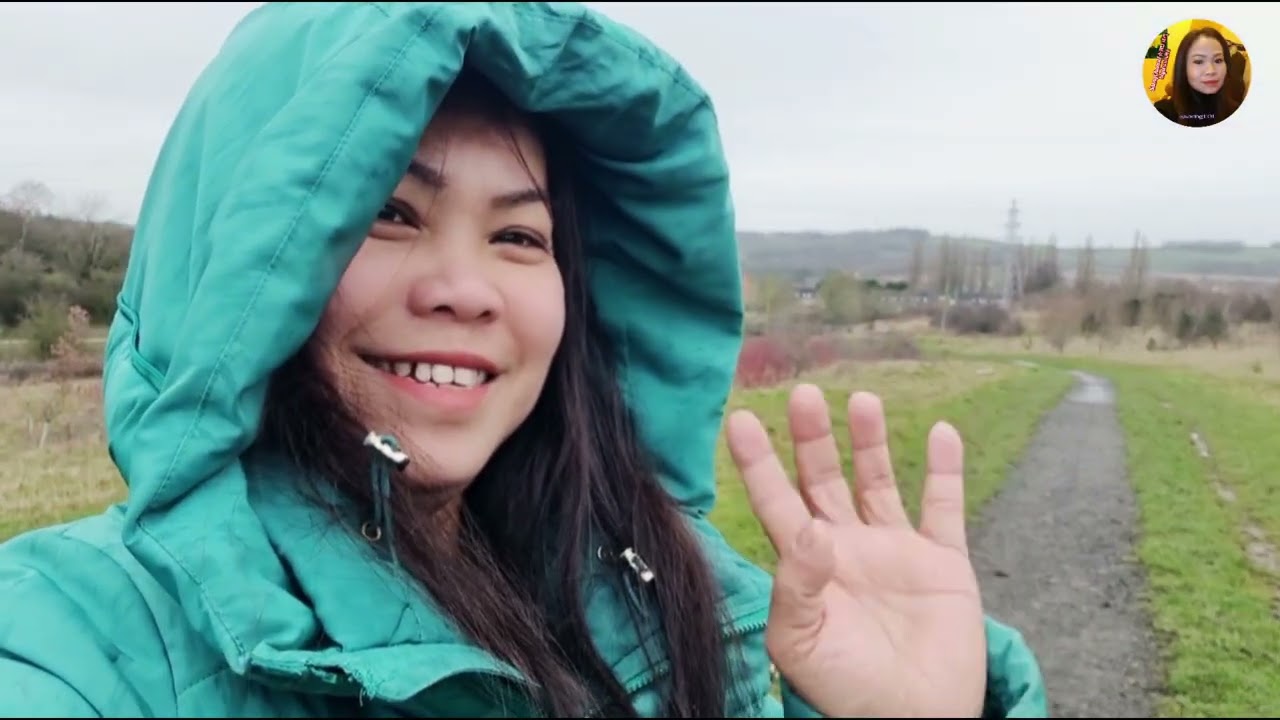 Ep.72 พาน้องอาร์ชิเดินออกกำลังกายยามเช้าก่อนไปทำงานค่ะ #ชีวิตในต่างแดน / UK 🇬🇧+🇹🇭