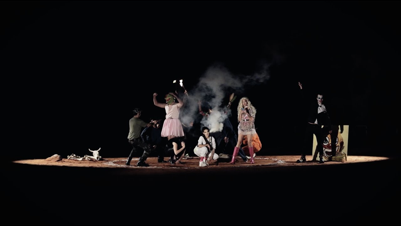 Missmaella - Bienvenidos al Circo