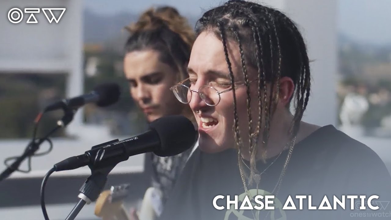 Chase Atlantic - &ldquo;Swim&rdquo; (Acoustic) | Live From The Rooftop