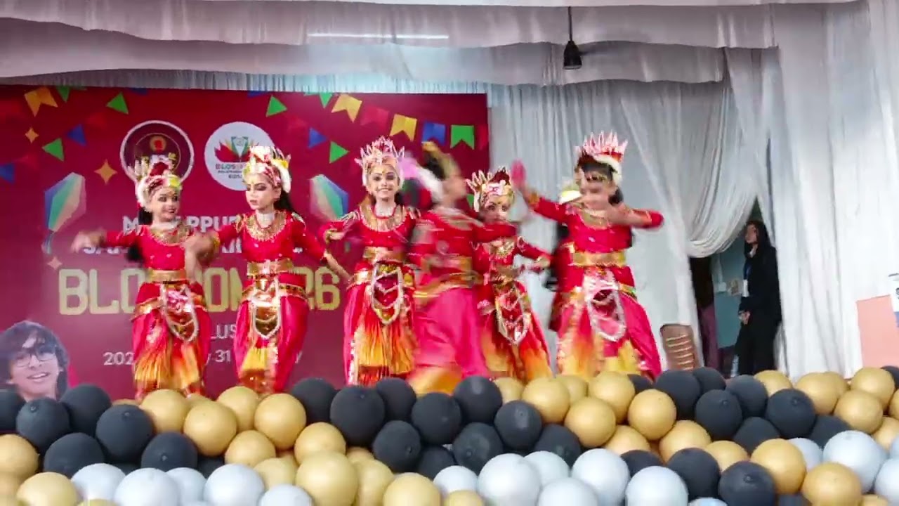 Team dance ..♥️..#my daughter #daughterdance 