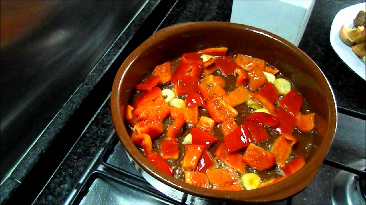 Rebollones o niscalos con pimiento
