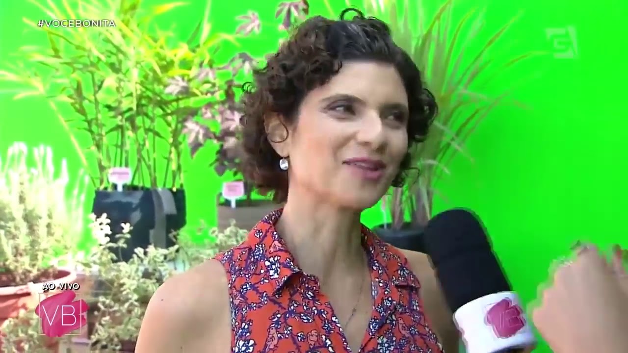 Horta vertical urbana no Voc&ecirc; Bonita com Sabrina Jeha