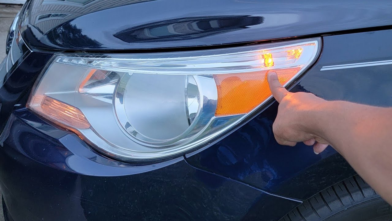 2013 volkswagen routan COMO CAMBIAR LOS FOCOS DELANTEROS DE LA ESQUINA