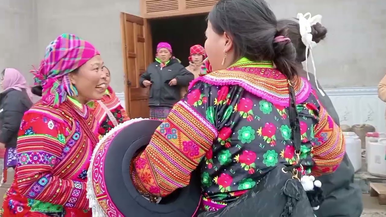 Đám cưới người mông đông vui 
