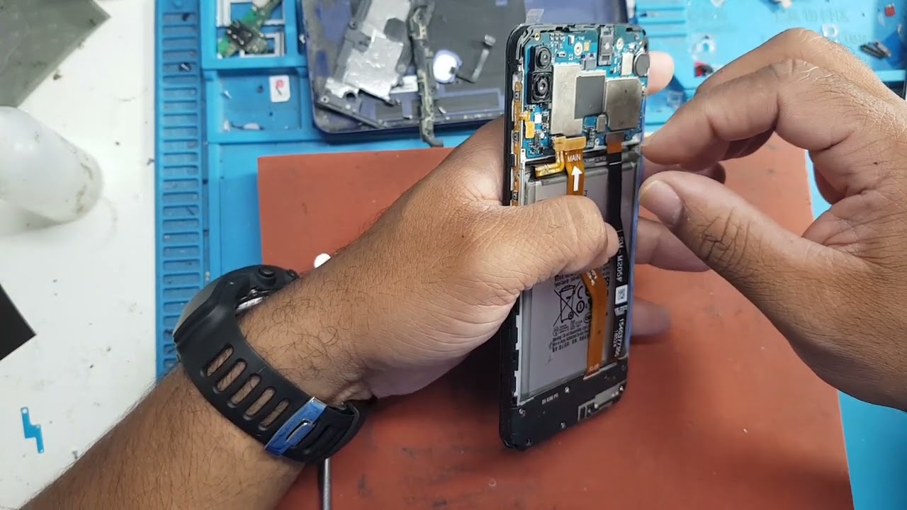 trocando a tela completa do celular  SAMSUNG M20 👍