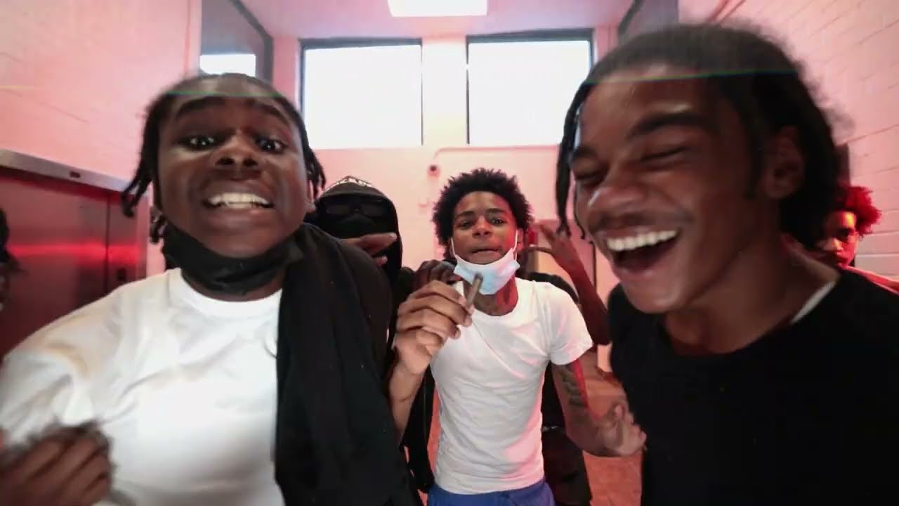 KB2Drippy x SavvBlu x MirGlo x Billz - BET IT GET LIT