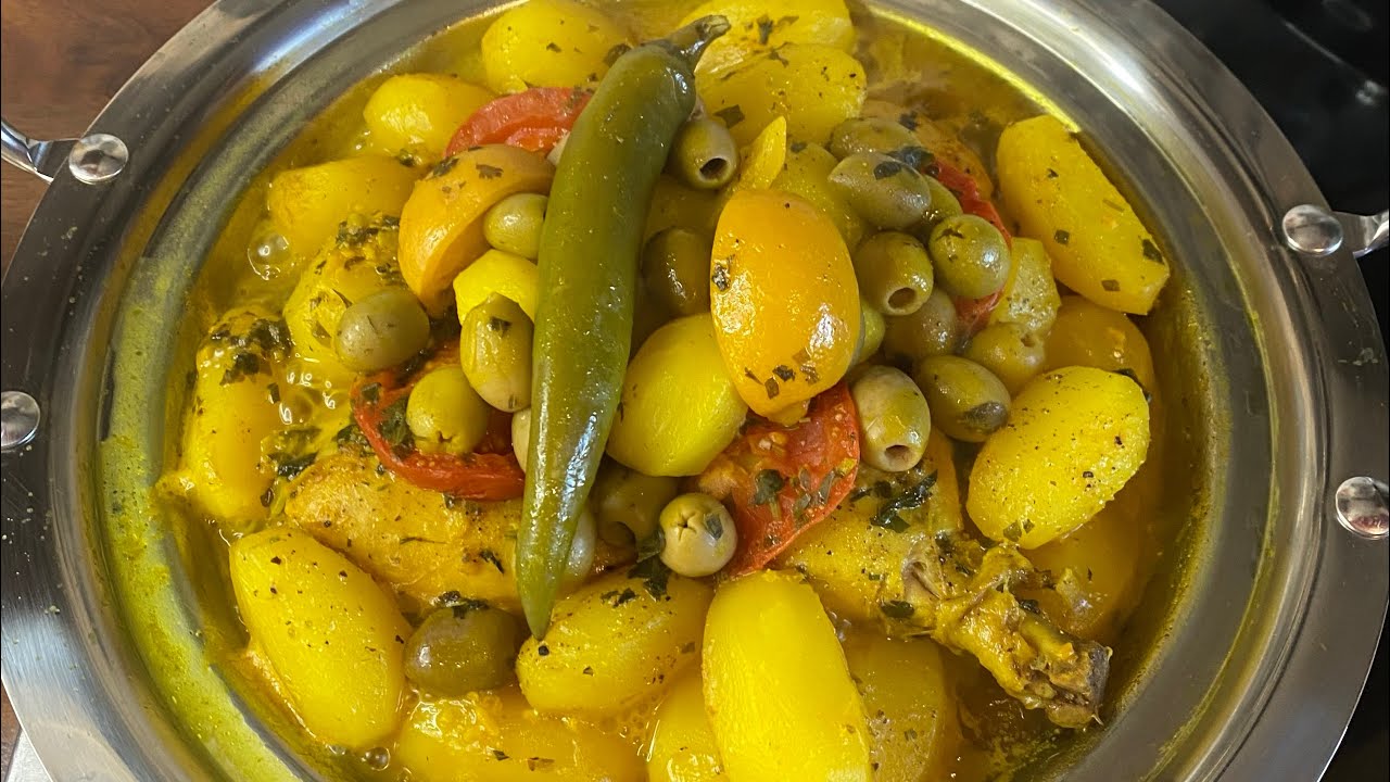Tajine poulet pommes de terre olives طاجين الدجاج بطاطا والزيتون