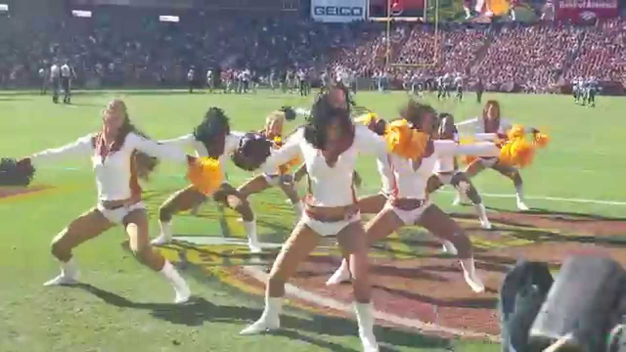 washington redskins Cheerleaders October 19,2014 (2)