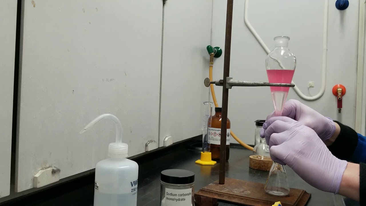 Extraction of caffeine