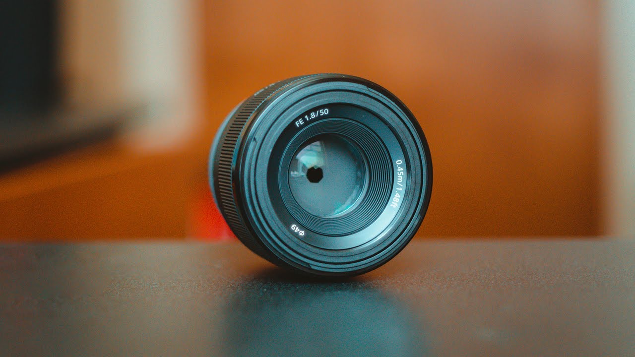 Why I Chose The 50mm 1.8 FE Over OSS - Sony A6000