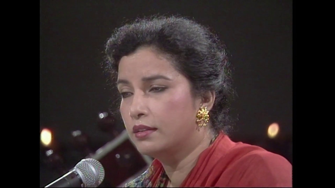 Singer : Gulshan Ara Syed, Thumri(Mishar Bhairveen) Produced by: Riffat Humayun, LIVE PERFORMANCE