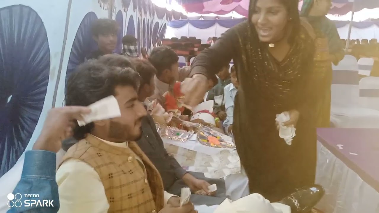 اپ سنیے شادی کا بھنگڑا