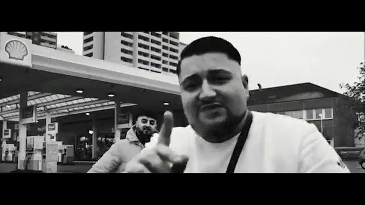 AK 33 ft. ZEKKO - Komm in mein Block [Sero Produktion]