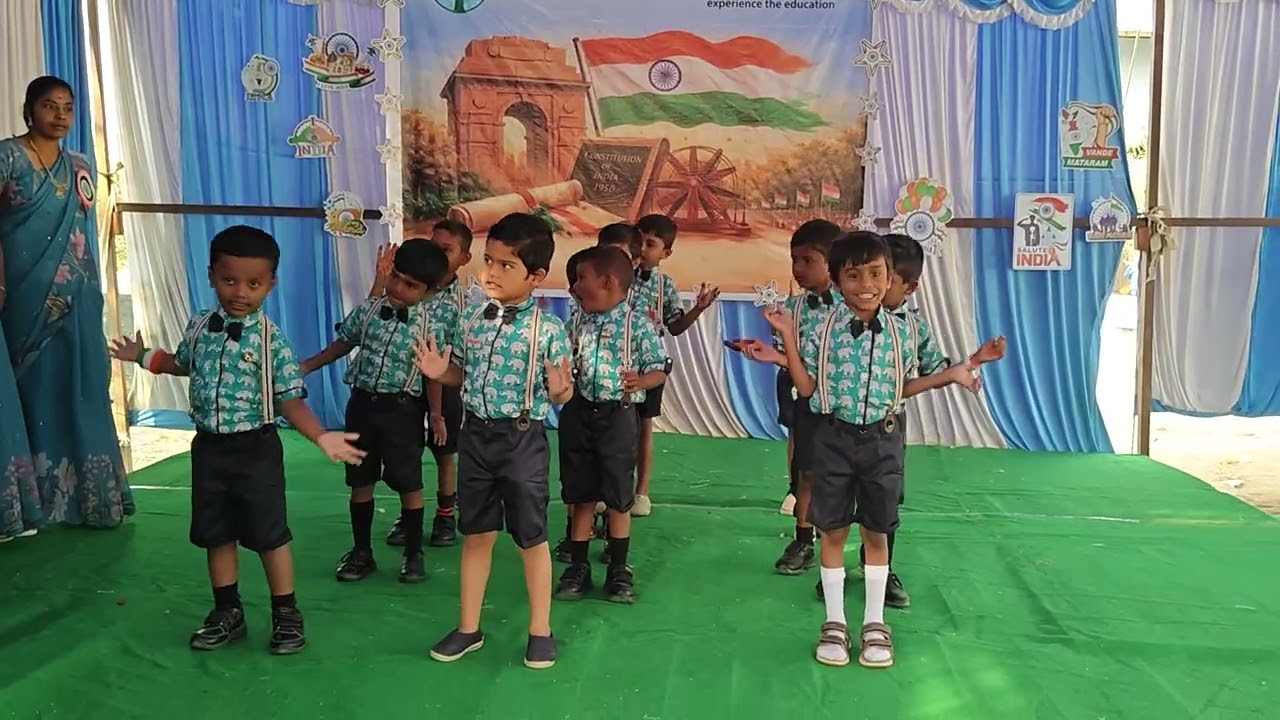 Five Little Fingers dance performance