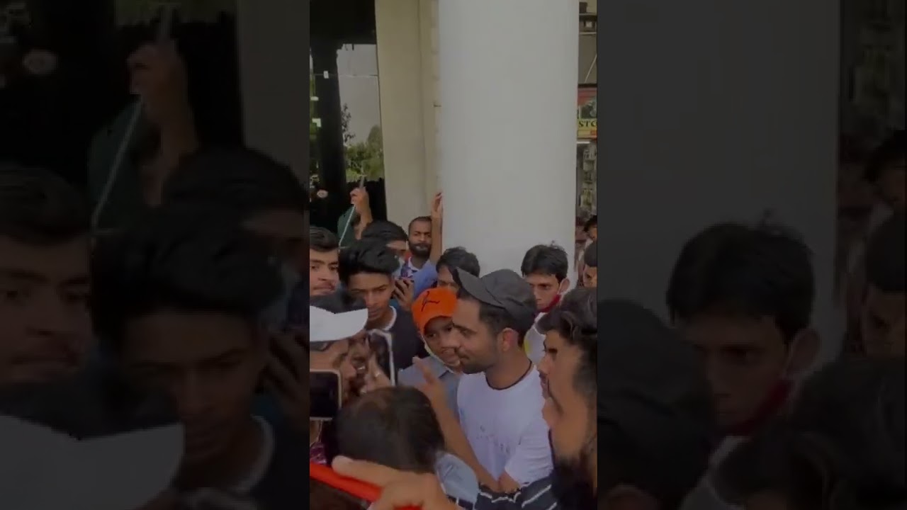 delhi Connaught Place meetup 🔥🔥 मज़ा आगाया // Junnu Ki Tech #shorts #junnukitech