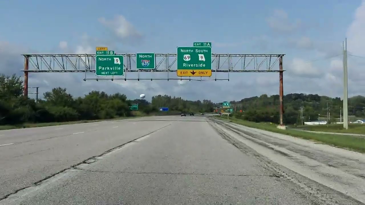 Fairfax Connector (US 69) northbound