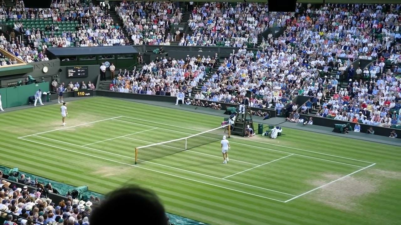 Wimbledon Quarterfinals 2023 - Alcaraz vs. Rune - Hot Shot