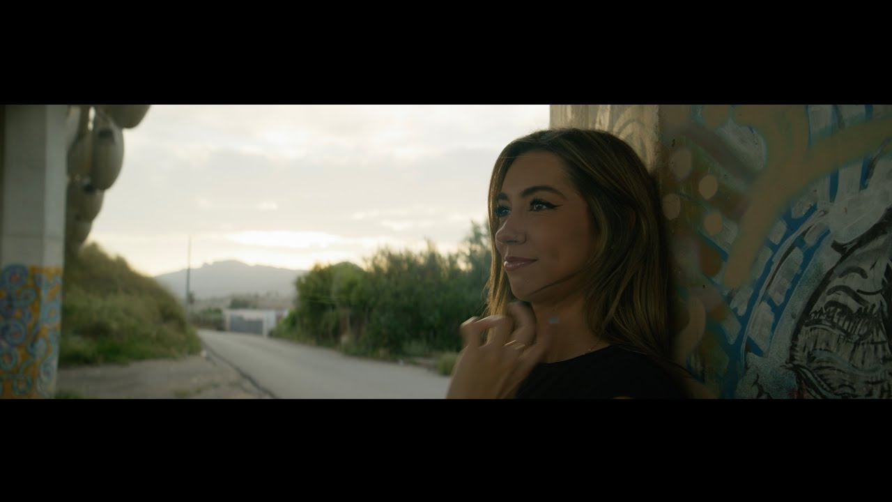 Shot on RED Komodo 6K + SIRUI Venus 35mm T2.9 1.6X Anamorphic | Test Footage | Cinematic Test #1