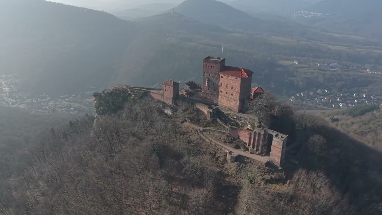Burg Trifels 4k - DJI Air3S