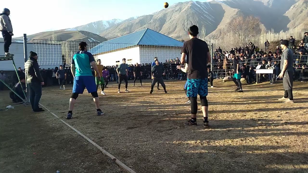 Волейбол⚽ Рашт дар дехаи Шул, бозии дастахои Лойоба ва Поче боло.... Файзи Рашти🇭🇺