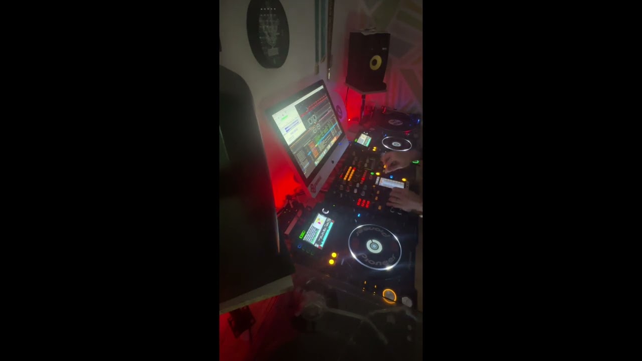 Mix by Microbe !!! Hard House Music - Uc Music