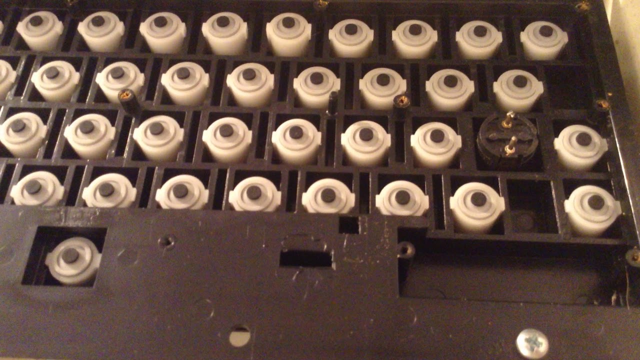 Episode 45.1 - The First Look Inside The Pet Style Vic-20 Commodore Computer!