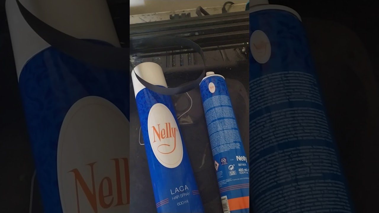 Laca Nelly - Diferencias entre la laca normal y la laca de fijación fuerte.