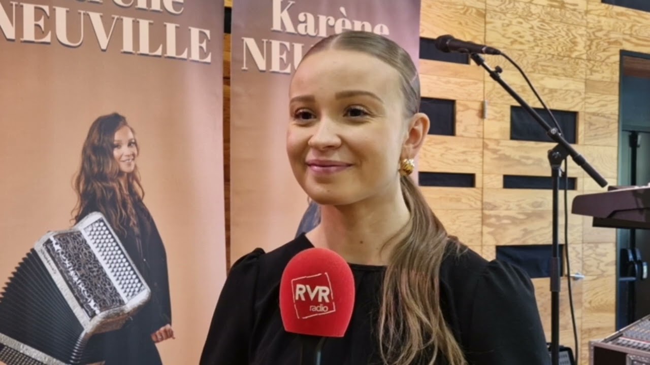 karène Neuville  accordéoniste  du Jura