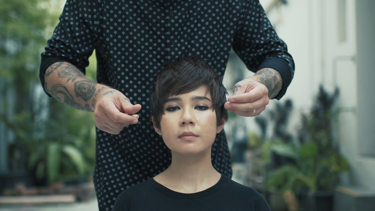Easy styling with Hanz de Fuko featuring Gravity Paste and Scheme Cream