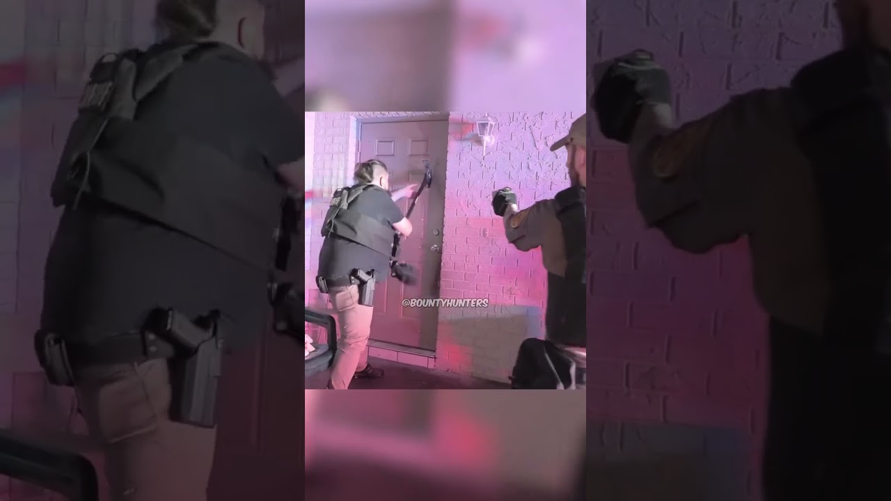 Absolute Unit Destroys Bounty Hunters 😳
