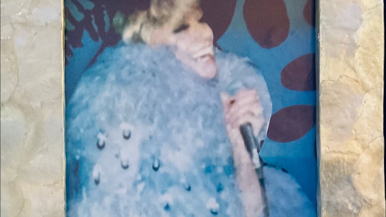 Dorothy squires in conversation