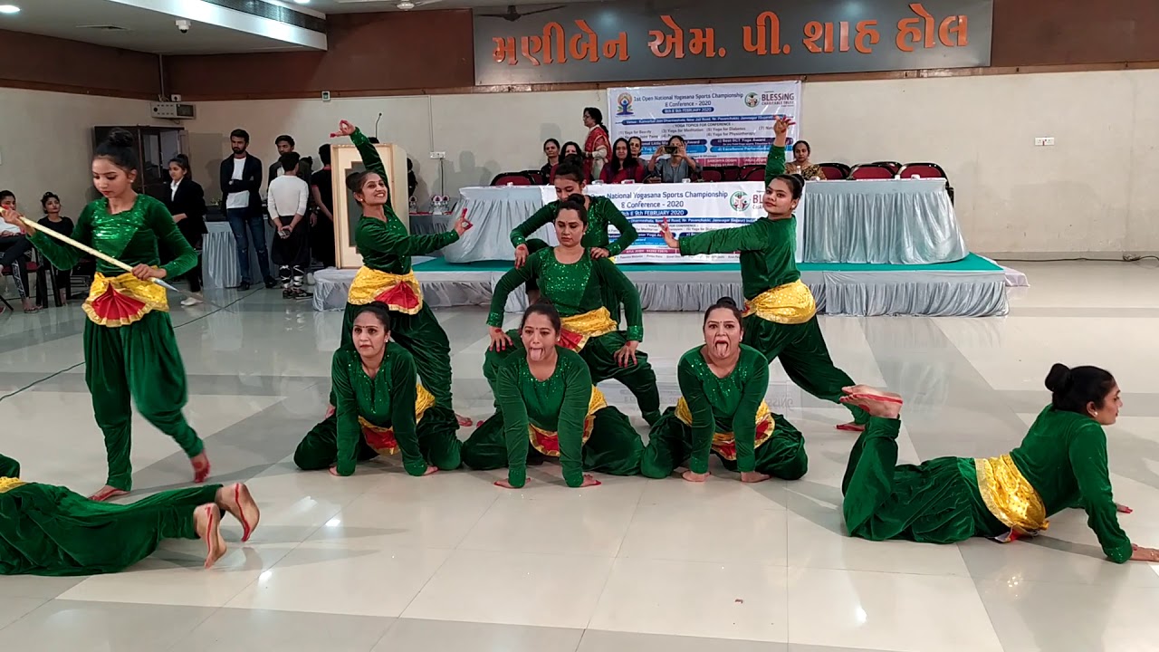 Spiritual yoga performance on Aigiri Nandini song #yoga #jamnagar #gujarat