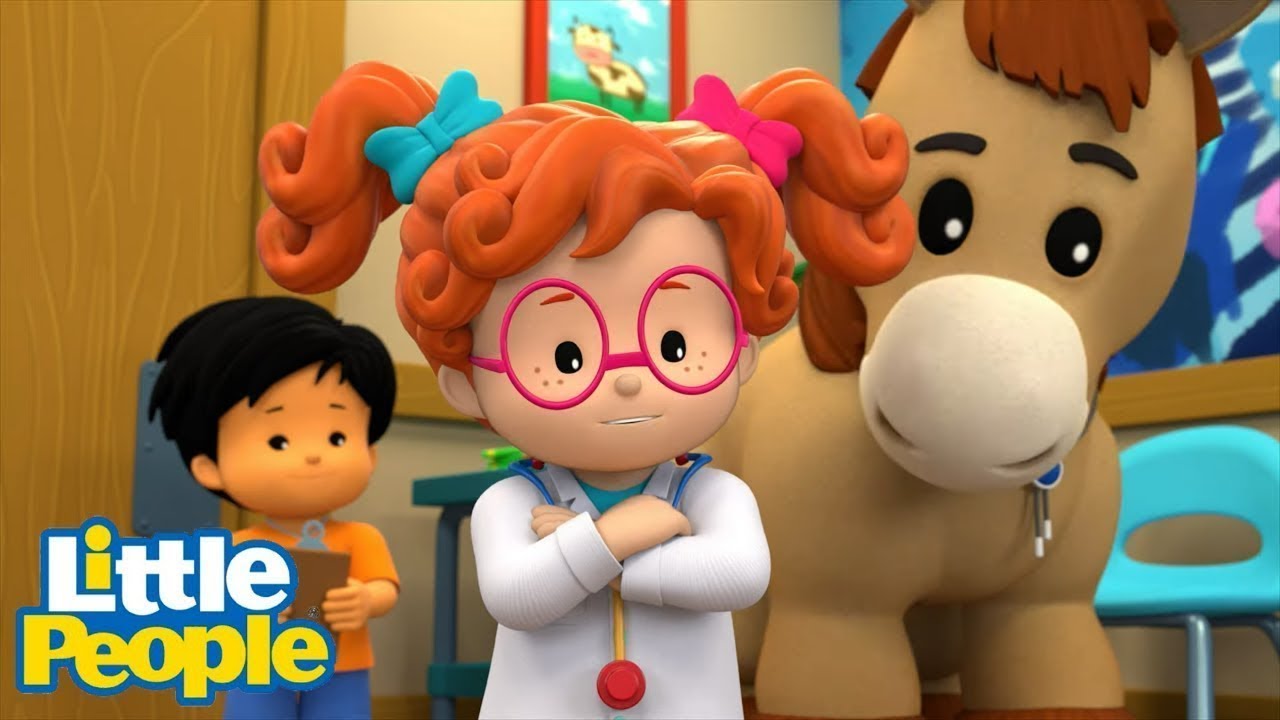Vet Sophie Helping Animals! | New Episodes  | Little People | WildBrain Little Jobs
